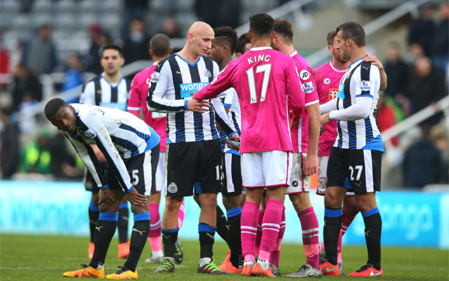 朴茨茅斯遭遇苦战,保级形势岌岌可危 朴茨茅斯遭遇苦战,保级形势岌岌可危