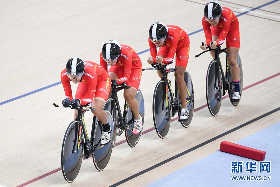 美国自行车选手成功晋级,走出困境 美国自行车选手成功晋级,走出困境