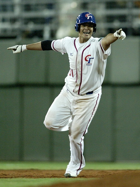 爱体育官网-智利运动员在拳击比赛中令人印象深刻