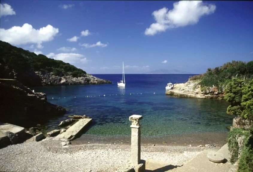 雅典娜队长赴意大利胜利回巢,富力英雄兴起 雅典娜队长赴意大利胜利回巢,富力英雄兴起